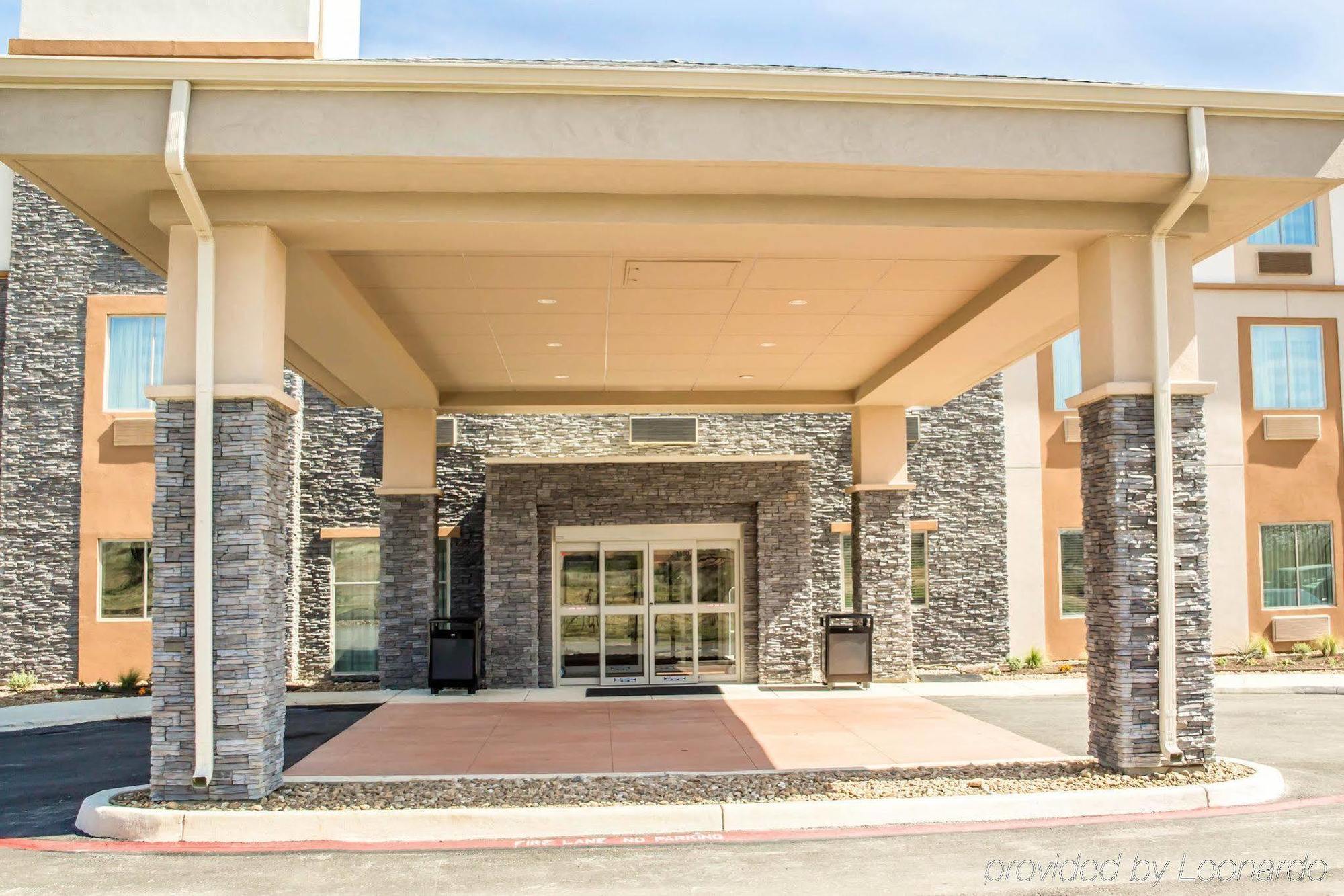Sleep Inn & Suites Jourdanton - Pleasanton Exterior foto
